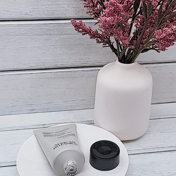 African Botanics Mineral Cleansing Mask - Picture 3 of 5